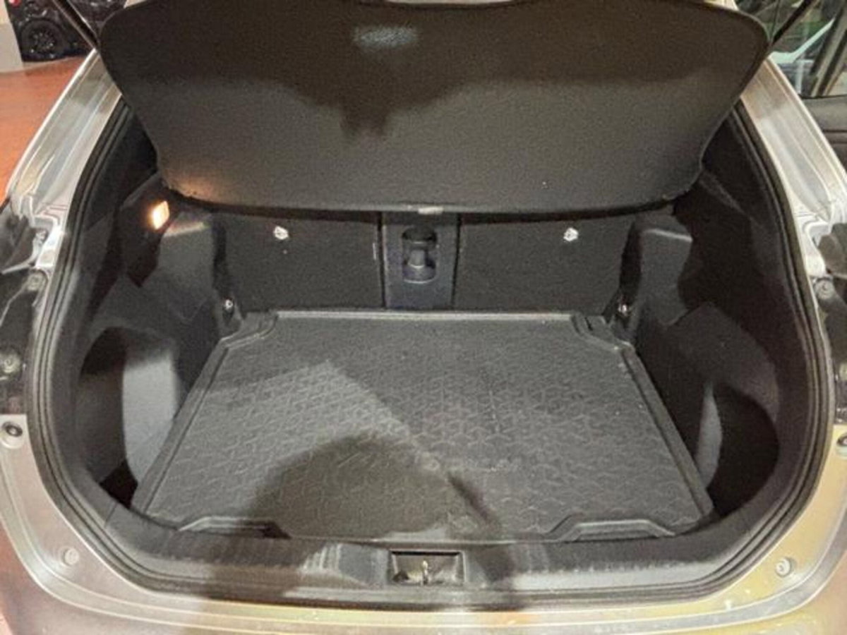 Toyota Yaris Cross 1.5h GR Sport Black Sky fwd 116cv e-cvt (20)