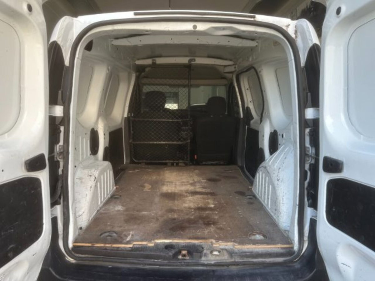 Dacia Dokker Furgone SCe 110CV GPL Furgone (9)