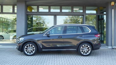 BMW X5 xDrive30d 48V xLine (2)