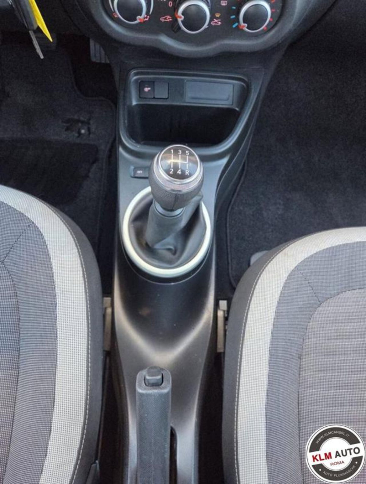 Renault Twingo SCe 65 CV Vibes (13)