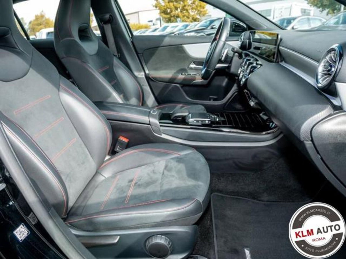 Mercedes-Benz Classe A Sedan 180 Automatic 4p. Premium (10)