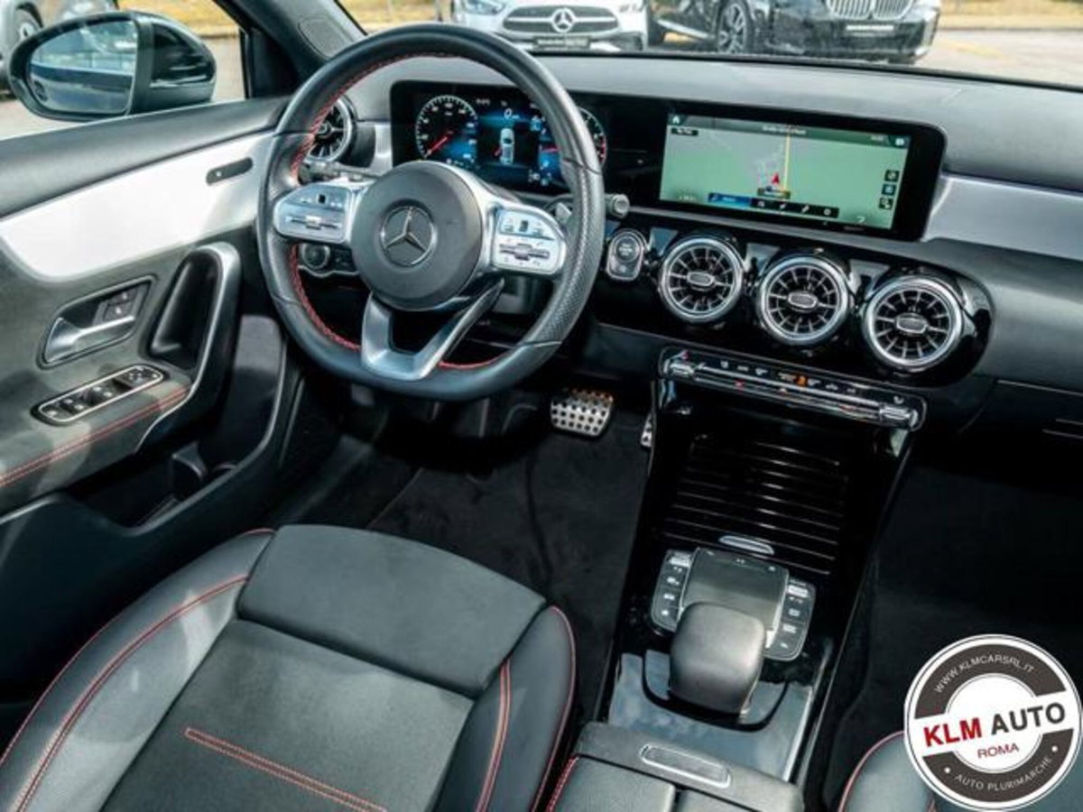 Mercedes-Benz Classe A Sedan 180 Automatic 4p. Premium (12)