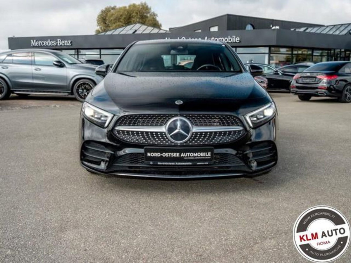 Mercedes-Benz Classe A Sedan 180 Automatic 4p. Premium (3)