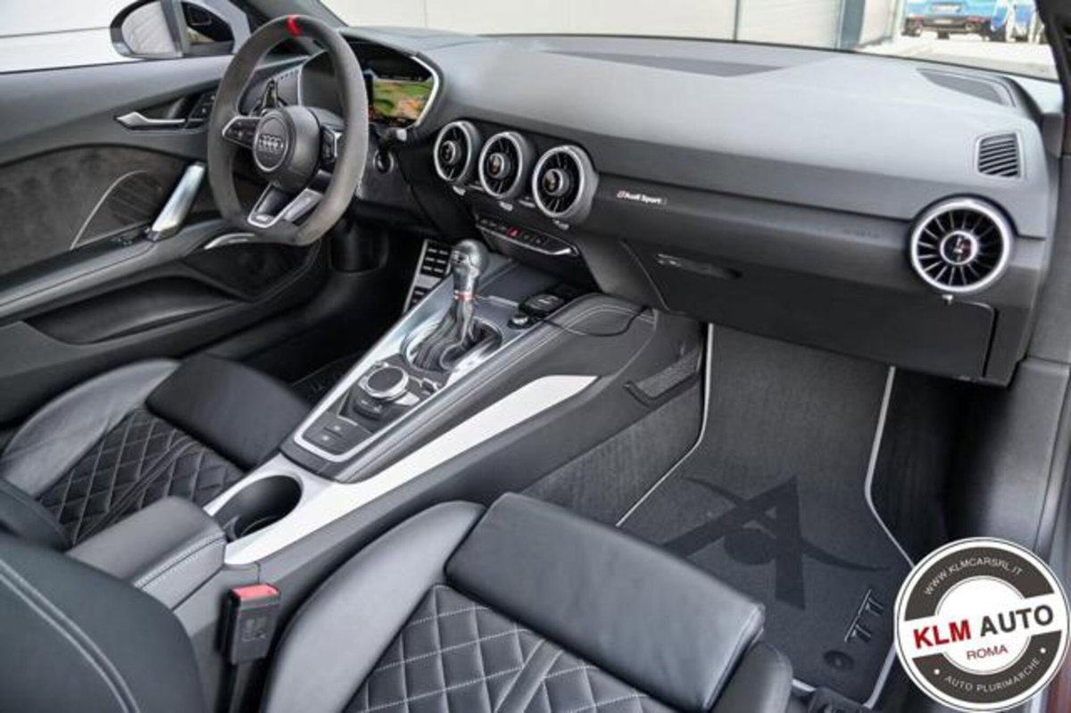 Audi TTS Coupé 2.0 TFSI 310 CV quattro S tronic (10)