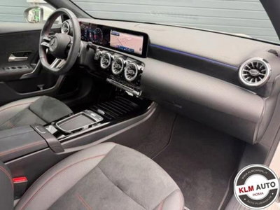 Mercedes-Benz Classe A 200 AMG Line Premium Plus auto (12)