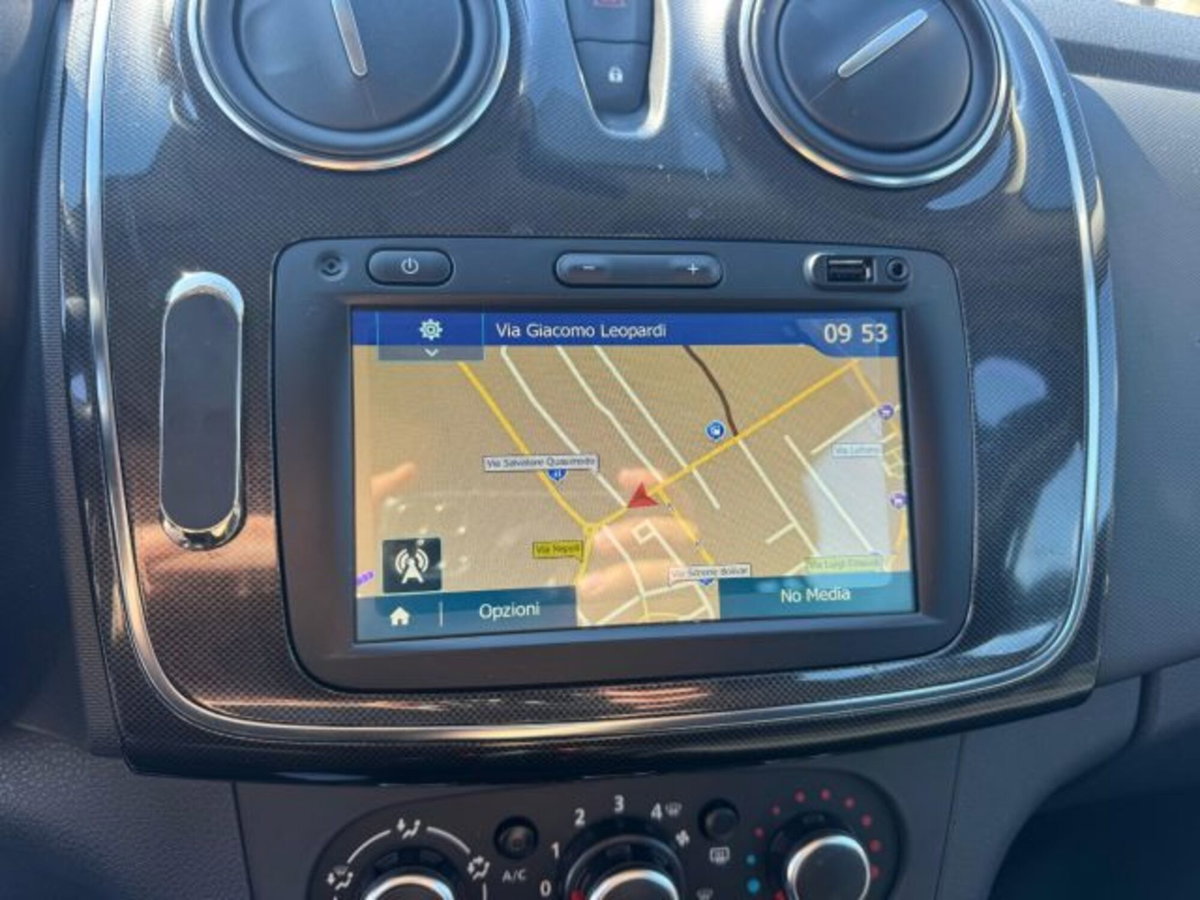 Dacia Sandero 0.9 TCe 12V TurboGPL 90CV Start&Stop Comfort (19)