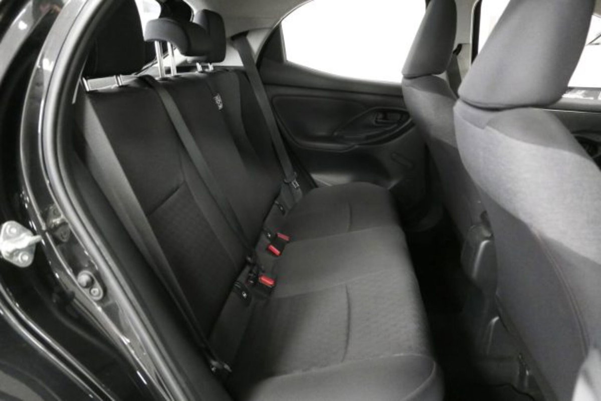 Toyota Yaris 1.5 Hybrid 5 porte Style (9)