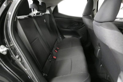 Toyota Yaris 1.5 Hybrid 5 porte Style (9)
