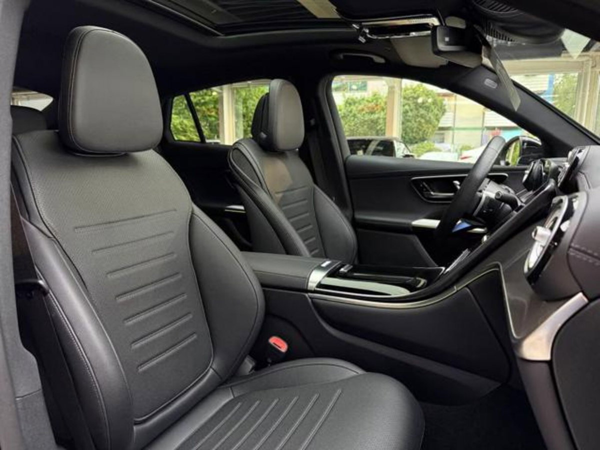 Mercedes-Benz GLC 220 d 4Matic Mild Hybrid AMG Premium Plus (18)