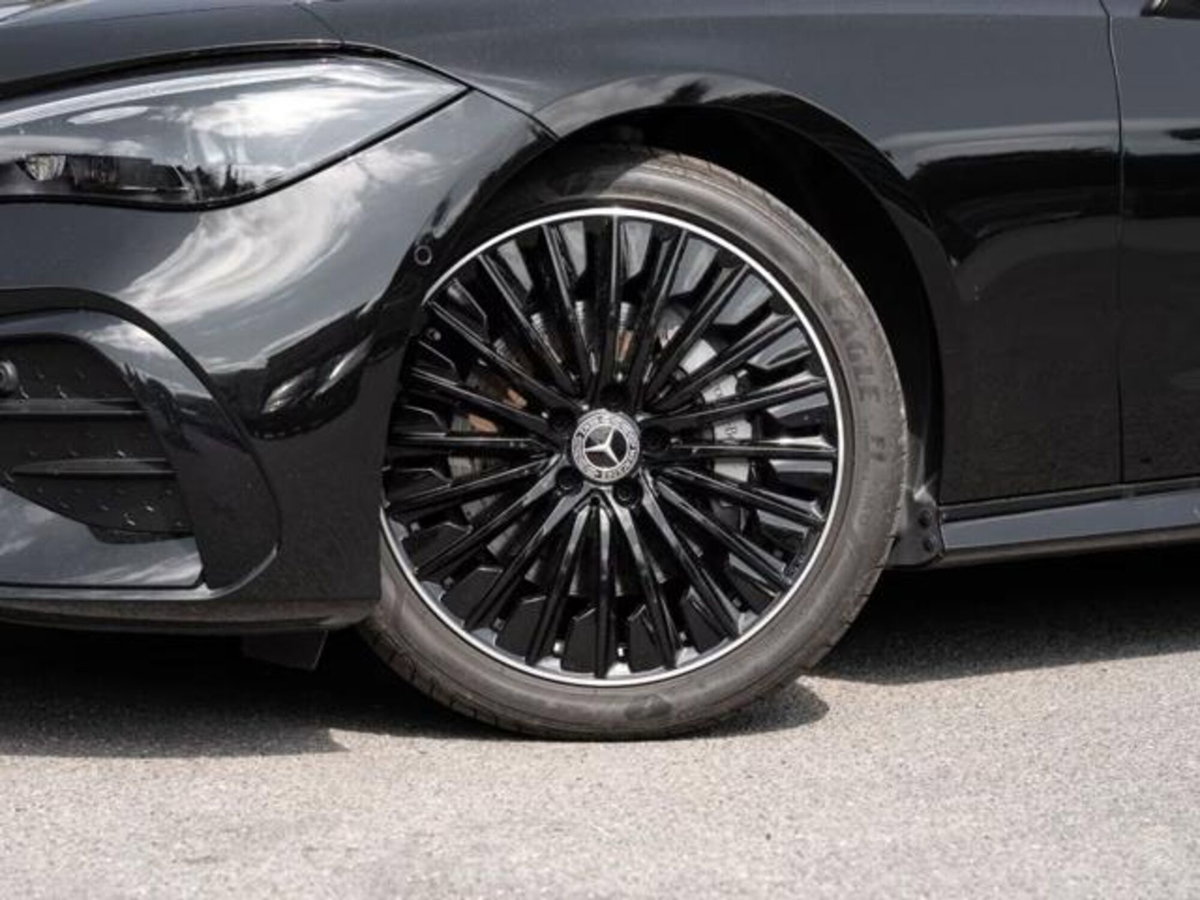 Mercedes-Benz CLE Coupé 220 d AMG Line Premium Plus auto (3)