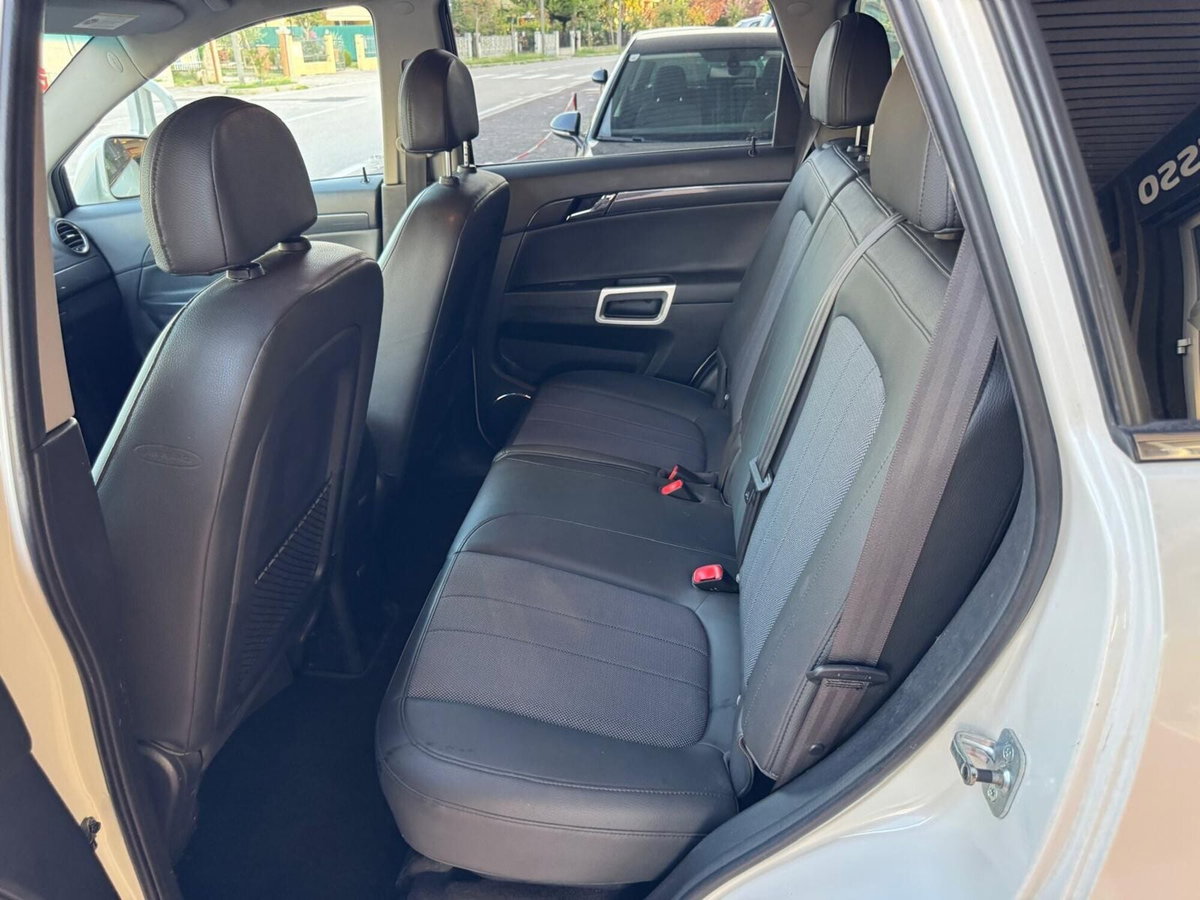 Opel Antara 2.0 CDTI 150CV aut. Cosmo (15)
