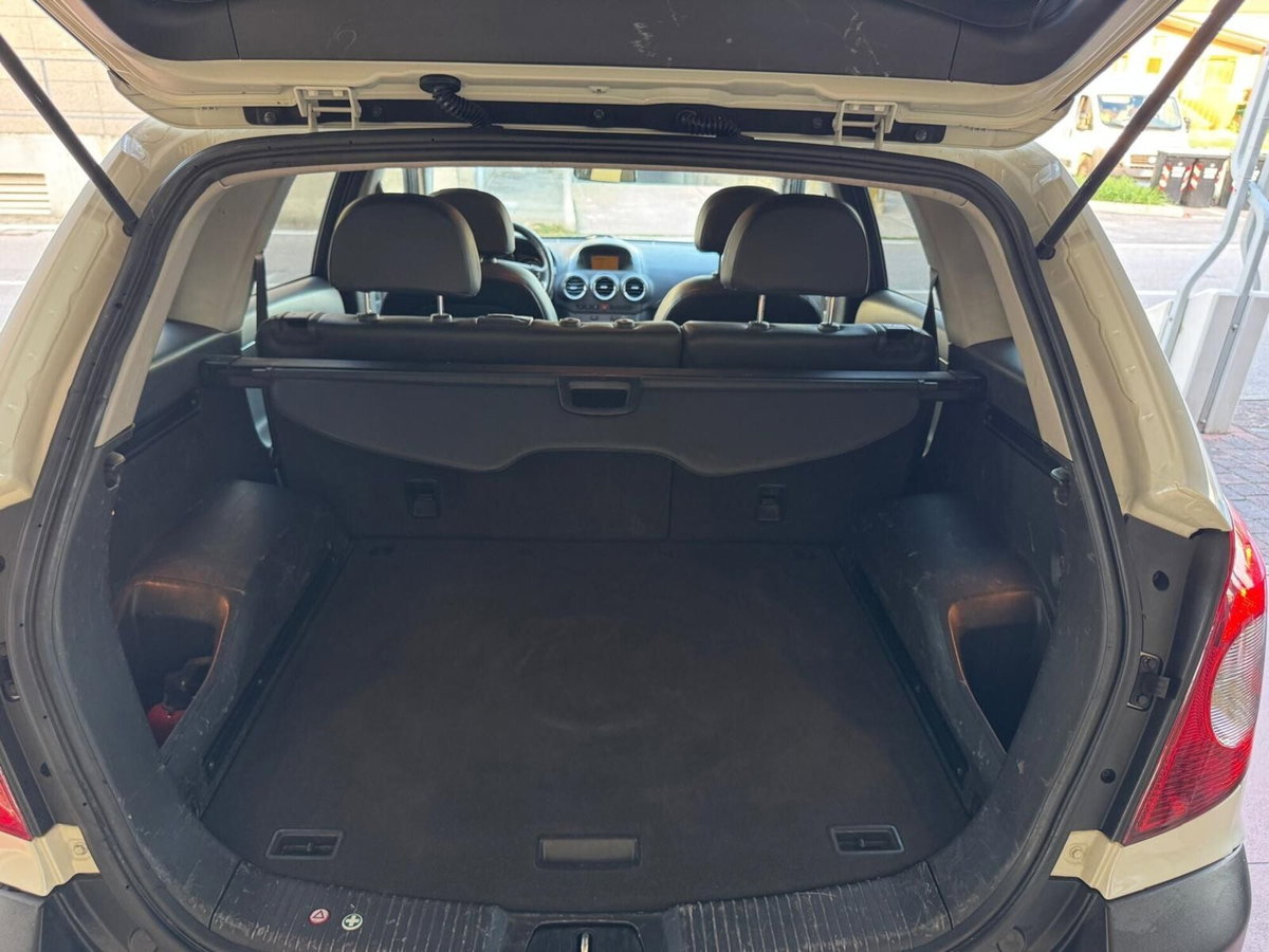 Opel Antara 2.0 CDTI 150CV aut. Cosmo (18)