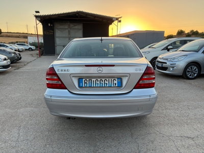 Mercedes-Benz Classe C 220 CDI cat Avantgarde Sport (8)