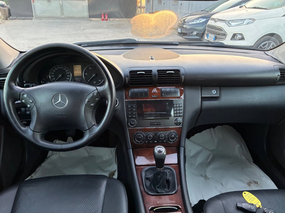 Mercedes-Benz Classe C 220 CDI cat Avantgarde Sport (9)