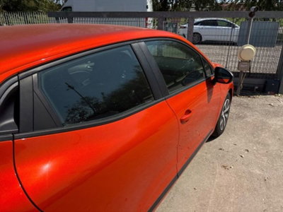 Renault Clio Full Hybrid E-Tech 145 CV 5 porte Equilibre (2)