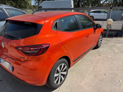 Renault Clio Full Hybrid E-Tech 145 CV 5 porte Equilibre (4)