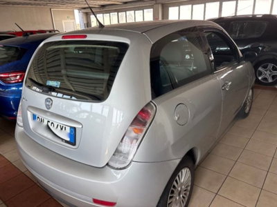 Lancia Ypsilon 1.2 Platino (10)