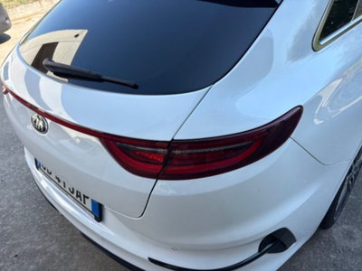Kia ProCeed 1.4 T-GDI GT Line (2)