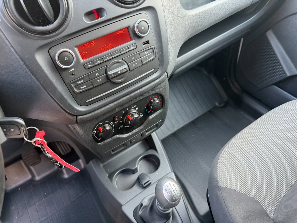 Dacia Dokker 1.3 TCe FAP Comfort (12)