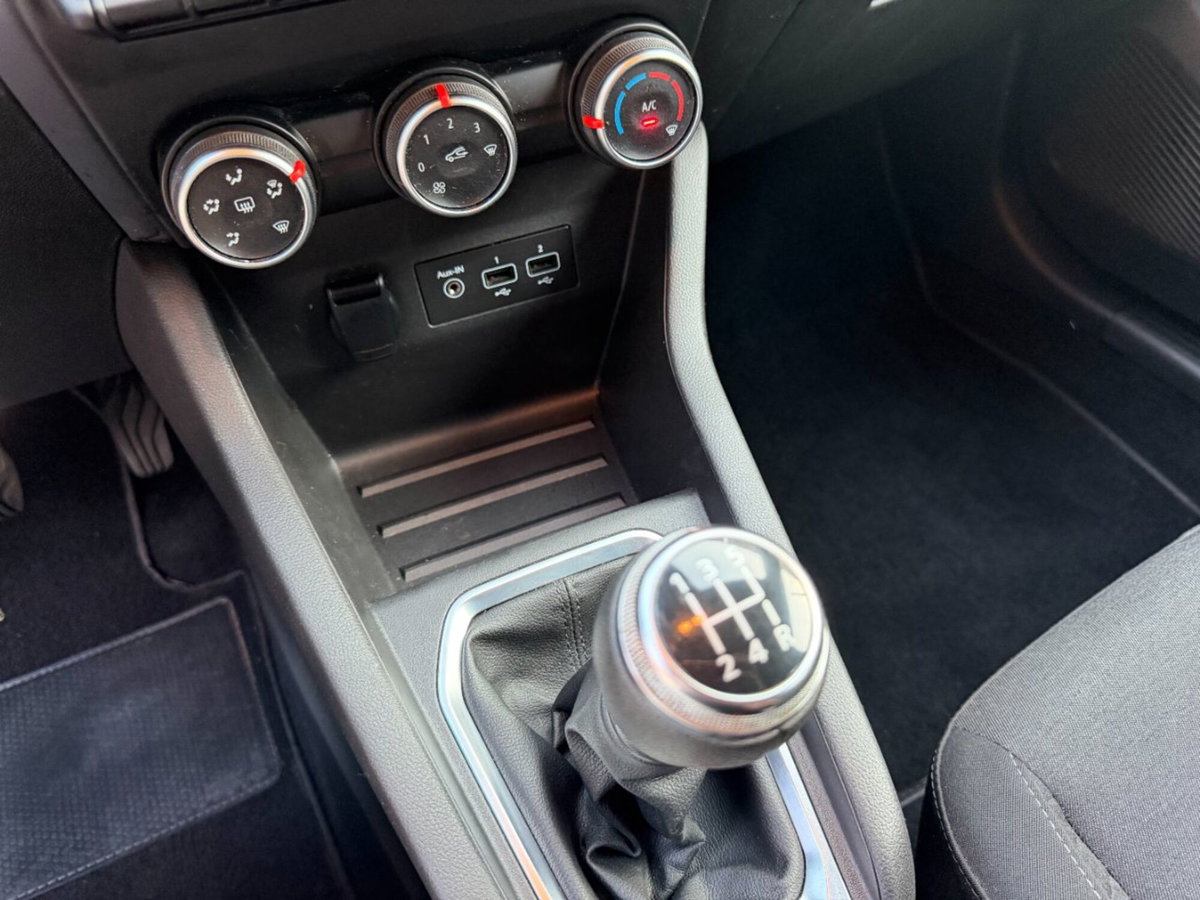 Renault Clio SCe 75 CV 5 porte Intens (13)