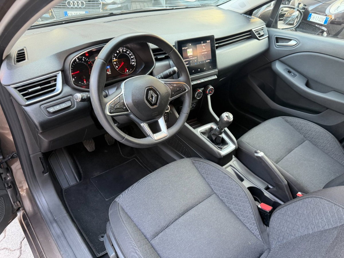 Renault Clio SCe 75 CV 5 porte Intens (2)