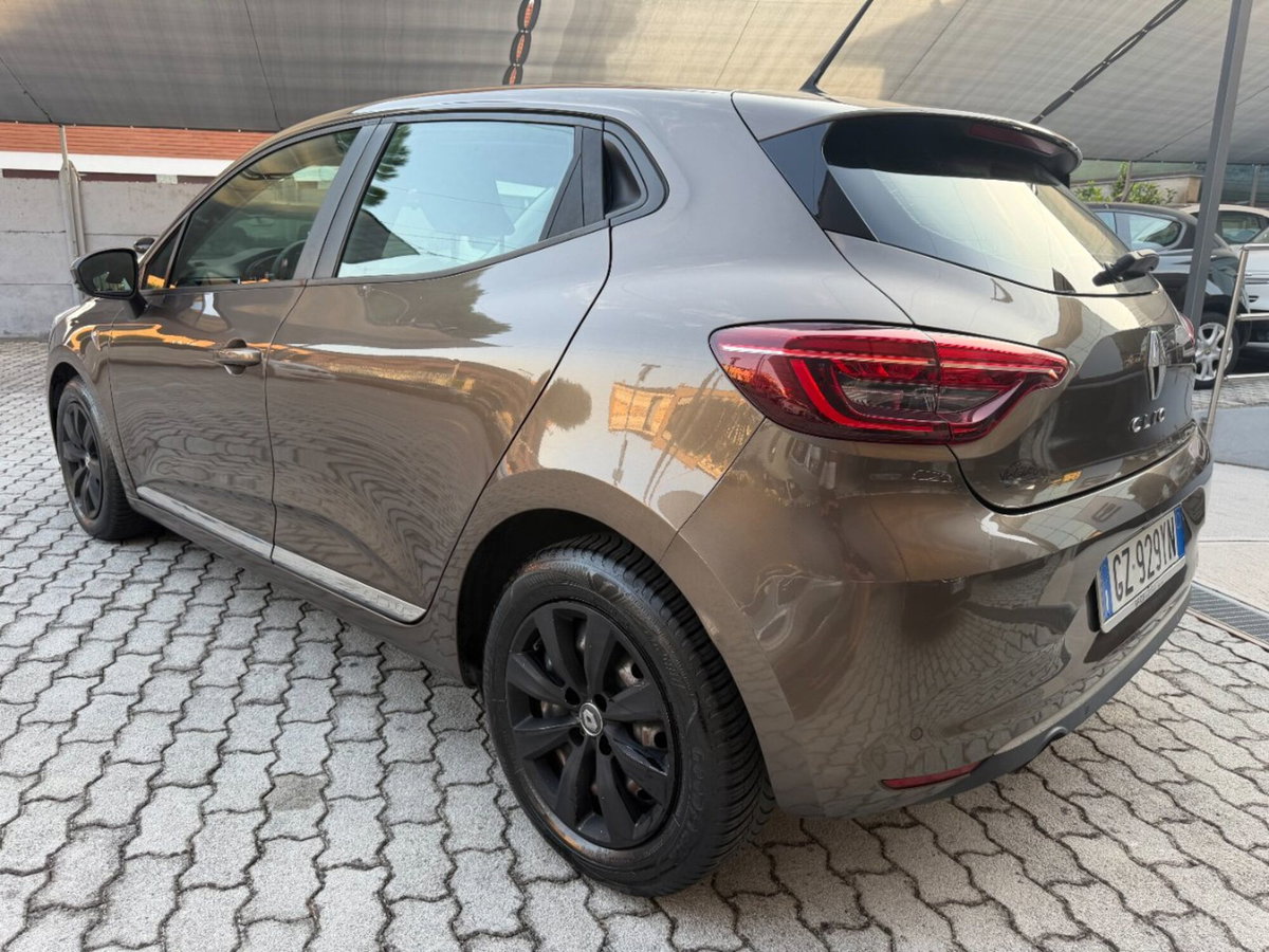 Renault Clio SCe 75 CV 5 porte Intens (3)