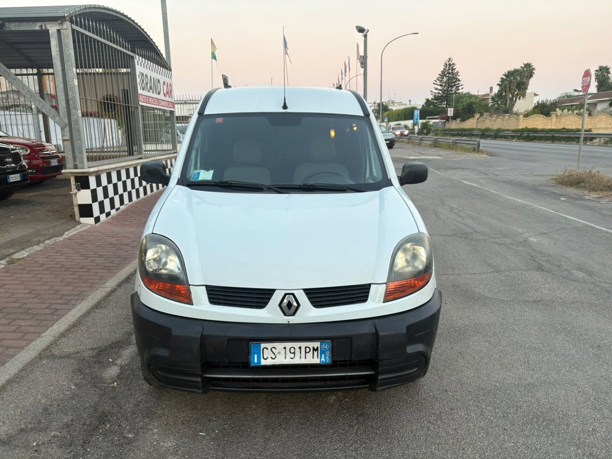 Renault Kangoo 1.9 dCi 4x4 4p. Authentique (2)