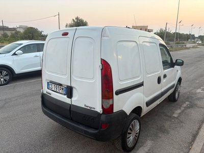 Renault Kangoo 1.9 dCi 4x4 4p. Authentique (5)
