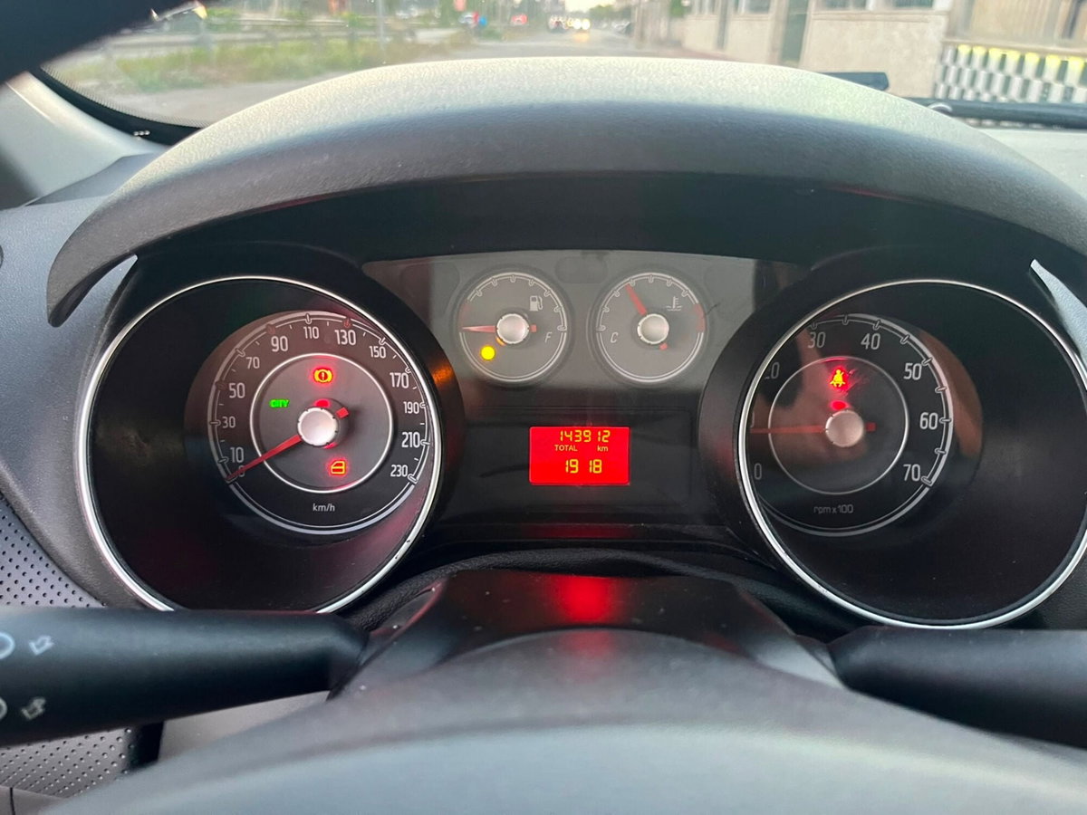 Fiat Punto Evo 1.2 5 porte S&S Dynamic (12)
