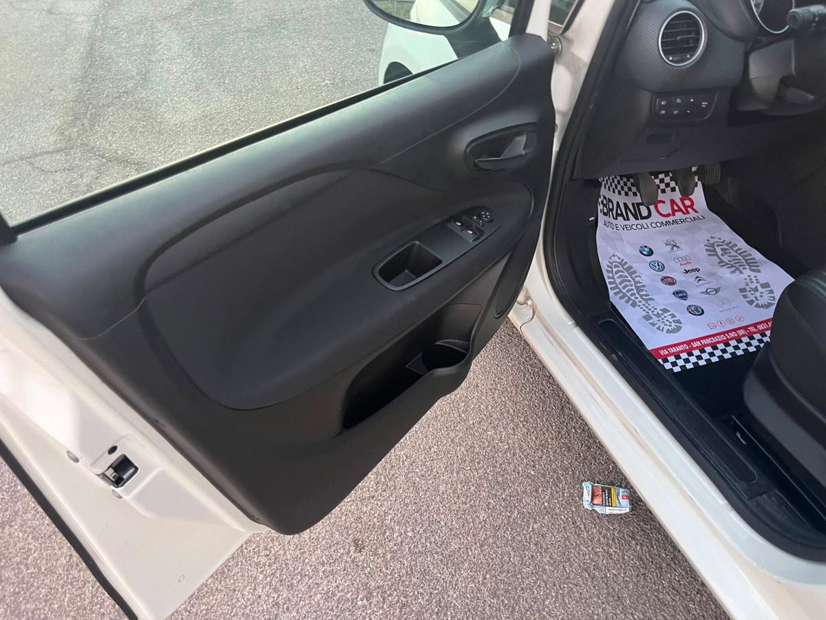 Fiat Punto Evo 1.2 5 porte S&S Dynamic (8)