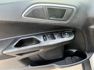 Ford B-Max B-Max 1.6 TDCi 95 CV Titanium (10)