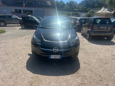 Opel Corsa 1.2 5 porte usata