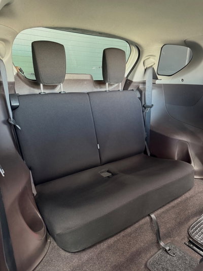 Toyota iQ 1.0 Sol (16)