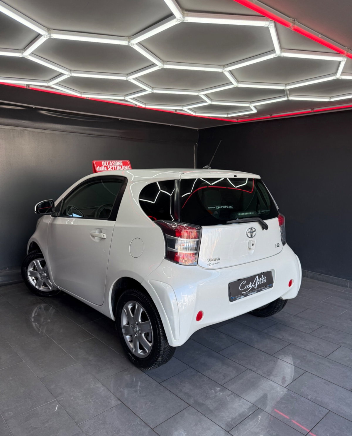 Toyota iQ 1.0 Sol (5)