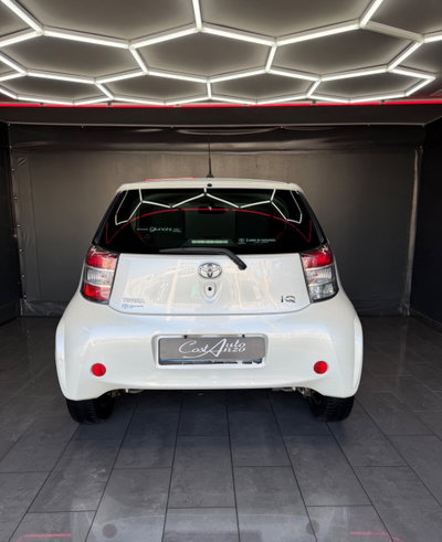 Toyota iQ 1.0 Sol (6)