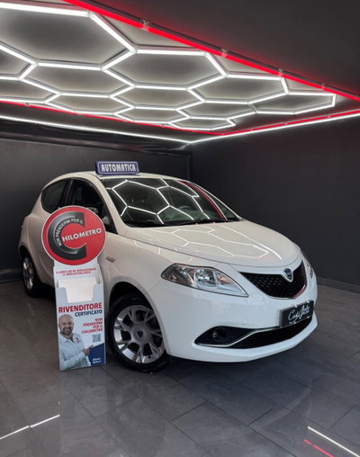 Lancia Ypsilon 0.9 TwinAir 85 CV 5 porte S&S DFN Platinum usata