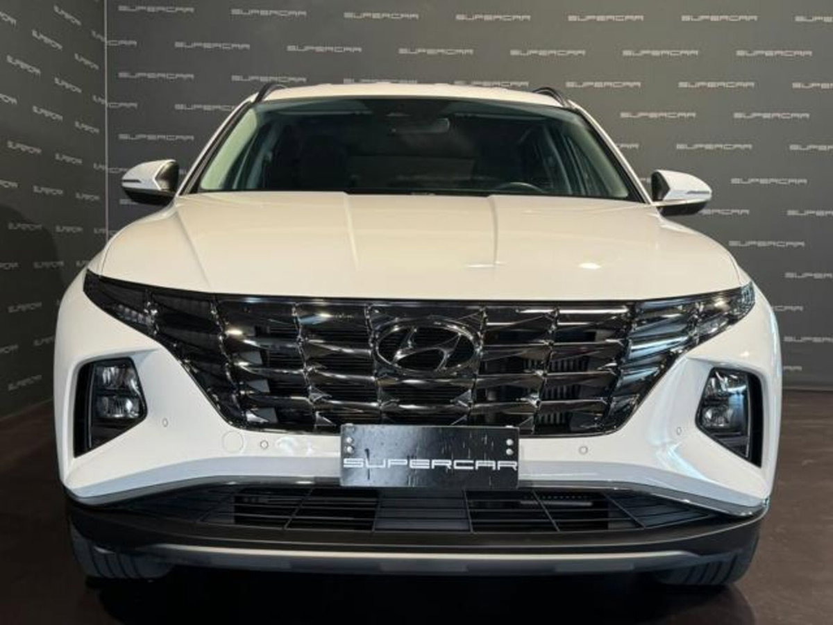 Hyundai Tucson 1.6 CRDi XLine (2)