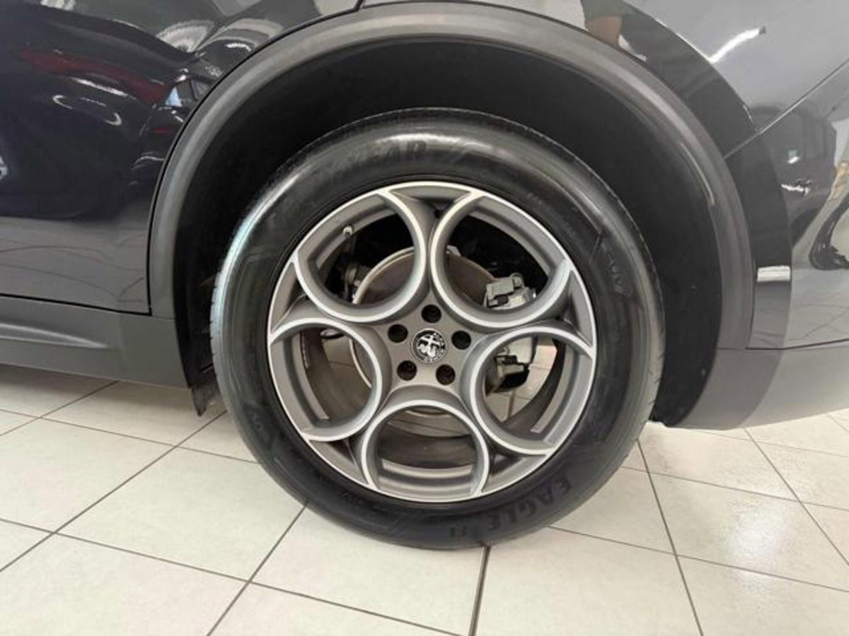 Alfa Romeo Stelvio Stelvio 2.2 Turbodiesel 190 CV AT8 Q4 Sprint (10)