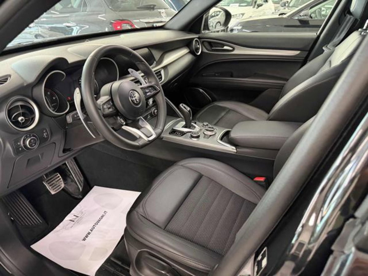 Alfa Romeo Stelvio Stelvio 2.2 Turbodiesel 190 CV AT8 Q4 Sprint (14)