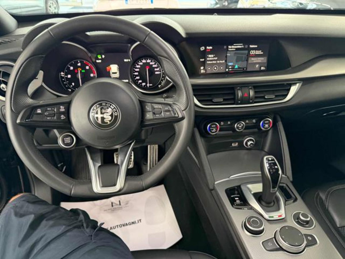 Alfa Romeo Stelvio Stelvio 2.2 Turbodiesel 190 CV AT8 Q4 Sprint (17)