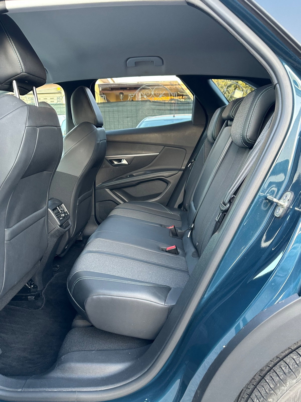 Peugeot 3008 BlueHDi 130 S&S EAT8 Allure Pack (13)