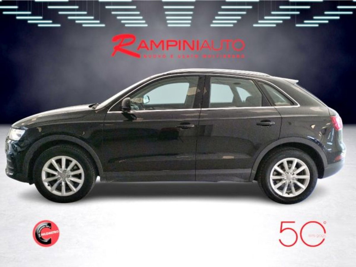 Audi Q3 2.0 TDI 150 CV Business (10)
