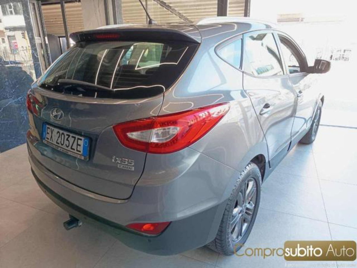 Hyundai ix35 1.7 CRDi 2WD Xpossible (8)