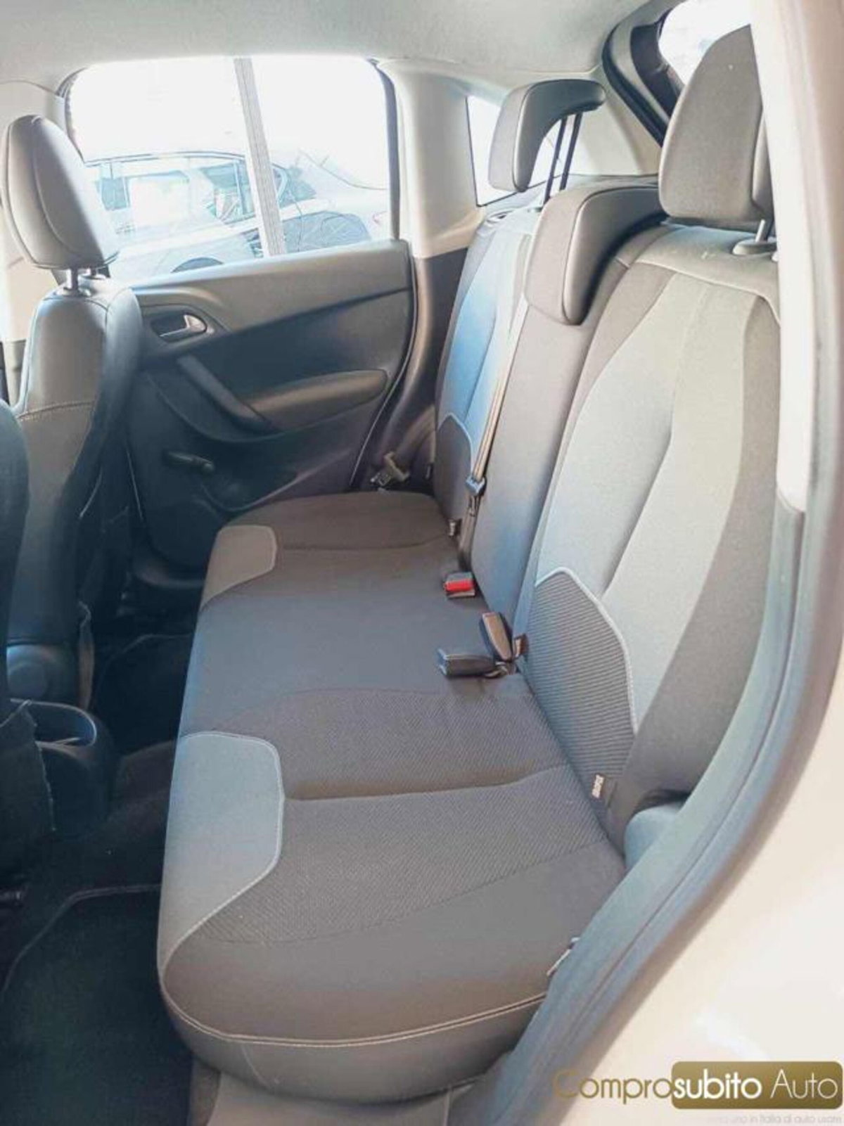 Citroen C3 1.4 e-HDi 70 airdream CMP Seduction (16)