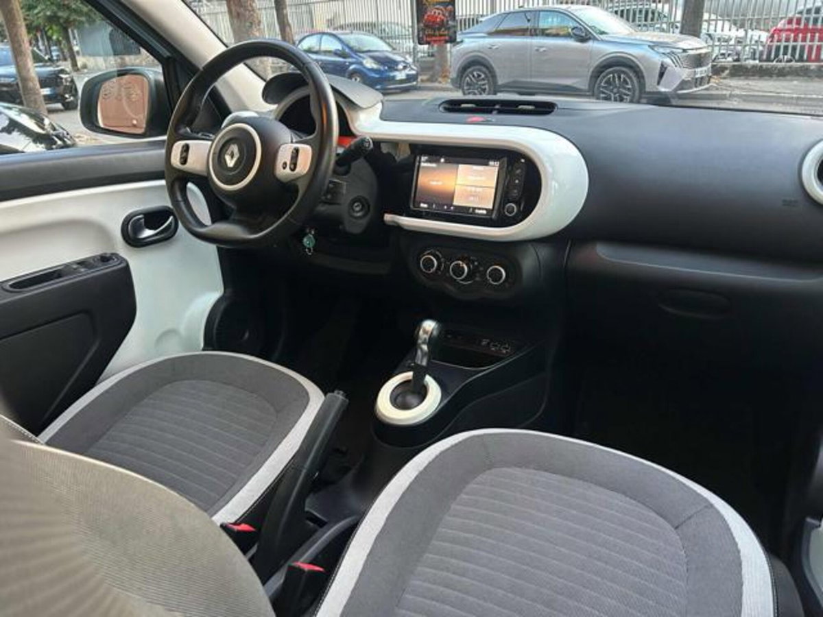 Renault Twingo SCe 65 CV Intens (12)