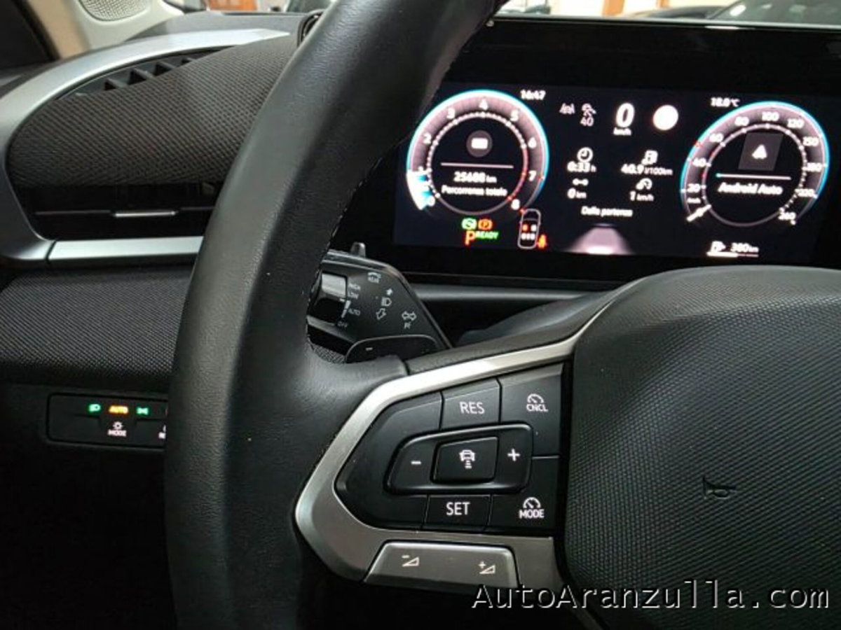 Volkswagen T-Roc 1.5 etsi Life 115cv dsg (12)