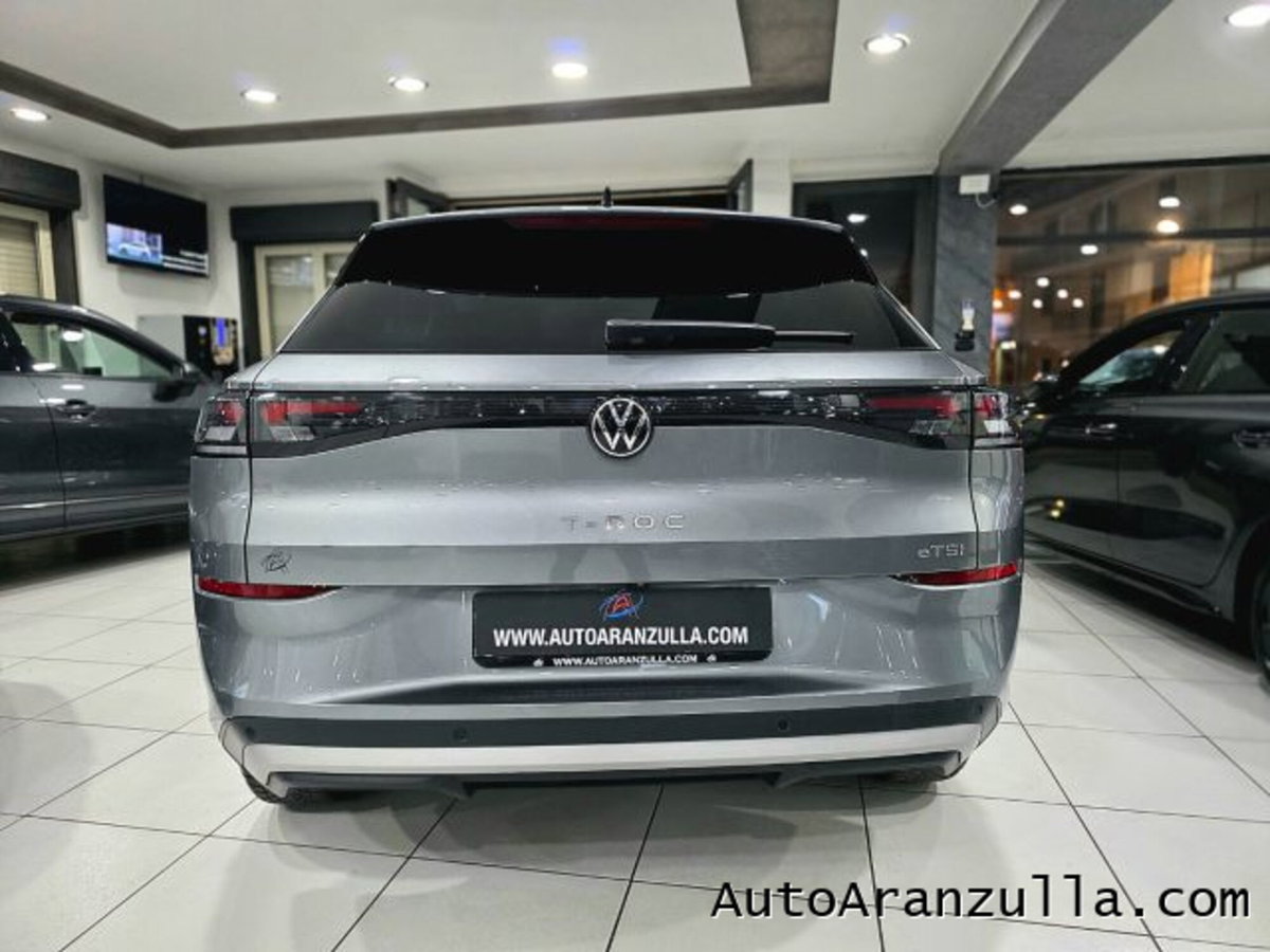 Volkswagen T-Roc 1.5 etsi Life 115cv dsg (5)