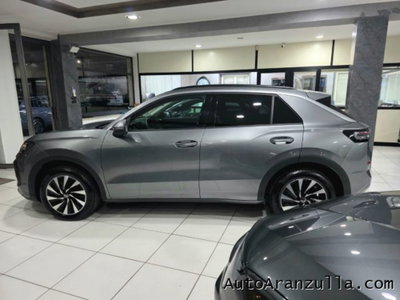 Volkswagen T-Roc 1.5 etsi Life 115cv dsg (7)