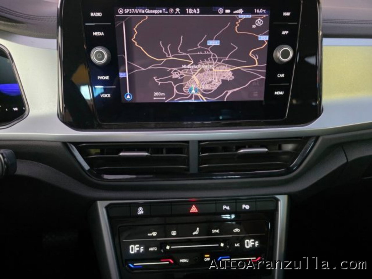 Volkswagen T-Roc 2.0 tdi Life 150cv dsg (12)