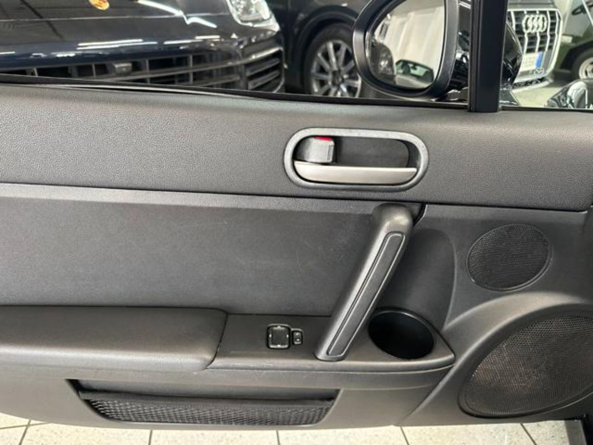 Mazda MX-5 Roadster 1.8L Black (16)